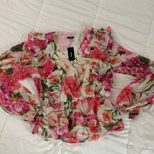 🦋Express Floral Blouse